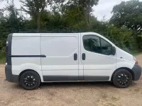 Gebraucht Renault Trafic 82 PS (60 kW) 2006 Weiß Van / Kleinbus