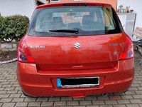 Gebraucht Suzuki Swift 92 PS (67 kW) 2009 Orange Kleinwagen