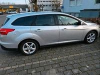 Usata Ford Focus 77 CV (56 kW) 2017 Grigio Station wagon