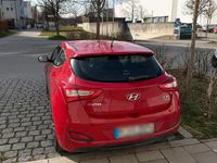 Gebraucht Hyundai Coupé 90 PS (66 kW) 2014 Rot Coupé