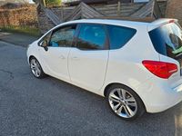 Gebraucht Opel Meriva 120 PS (88 kW) 2011 Weiß Van / Kleinbus