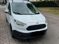 Gebraucht Ford Courier 75 PS (55 kW) 2015 Weiß Van / Kleinbus