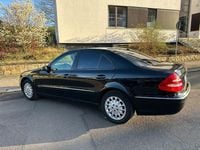 Gebraucht Mercedes E280 Elegance 177 PS (130 kW) 2005 Schwarz Limousine