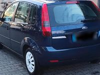 Gebraucht Ford Fiesta 60 PS (44 kW) 2005 Blau Kleinwagen