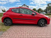 Gebraucht Peugeot 207 73 PS (53 kW) 2009 Rot Kleinwagen
