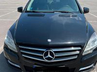 Usata Mercedes R350 265 CV (194 kW) 2012 Nero Monovolume
