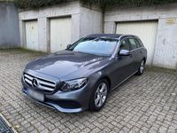 Gebraucht Mercedes E220 Avantgarde 194 PS (142 kW) 2017 Grau Kombi