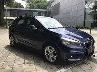 Gebraucht BMW 218 Active Tourer Advantage 150 PS (110 kW) 2017 Dunkelblaumet Van / Kleinbus