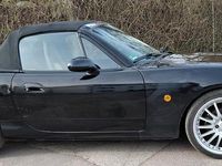 Używany Mazda MX5 110 KM (80 kW) 2002 Czarny Kabriolet