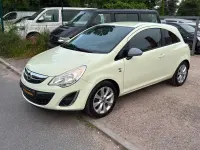 Gebraucht Opel Corsa 87 PS (63 kW) 2012 Weiß Kleinwagen
