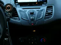 Gebraucht Ford Fiesta 82 PS (60 kW) 2013 Blau Kleinwagen