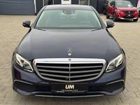 Gebraucht Mercedes E350 286 PS (210 kW) 2019 Blau Limousine
