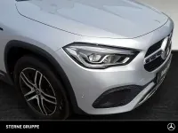 Gebraucht Mercedes GLA250 Progressive 160 PS (117 kW) 2021 Iridiumsilber SUV