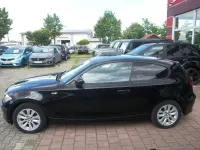 Gebraucht BMW 116 Advantage 122 PS (89 kW) 2010 Schwarz Kleinwagen
