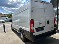 Gebraucht Opel Movano 165 PS (121 kW) 2024 Lackierung weiss icy/typ aussenverkleidung spiegel flach standard Van