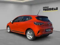 Gebraucht Renault Clio V Evolution 91 PS (66 kW) 2024 Valencia orange (metallic) Limousine