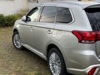 gebraucht Mitsubishi Outlander P-HEV 2.4 MIVEC 4WD