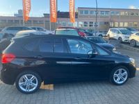 gebraucht BMW 220 i Active Tourer-Automatik-Navi-LED-PDC-17zoll