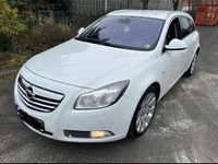 Gebraucht Opel Insignia 160 PS (117 kW) 2011 Weiß Kombi