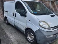 Gebraucht Opel Vivaro 101 PS (74 kW) 2004 Weiß Van / Kleinbus