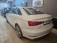 Gebraucht Audi A3 Comfort 125 PS (91 kW) 2015 Weiß Limousine