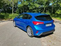 Używany Ford Focus ST-Line 155 KM (114 kW) 2022 Niebieski Sedan/Limuzyna