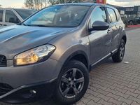 Gebraucht Nissan Qashqai Acenta 131 PS (96 kW) 2013 Grau SUV