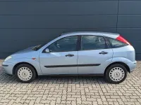Gebraucht Ford Focus 116 PS (85 kW) 2004 Blau metallic (metallic) Limousine