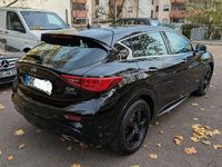 Gebraucht Infiniti Q30 Business 170 PS (125 kW) 2017 Schwarz Limousine
