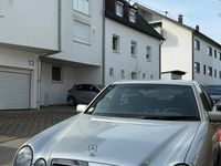 Gebraucht Mercedes E280 193 PS (141 kW) 1997 Silber Limousine