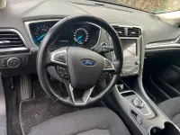 Usado Ford Mondeo Trend 150 CV (110 kW) 2022 Gris Familiar