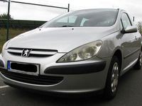 Gebraucht Peugeot 307 109 PS (80 kW) 2003 Silber Limousine