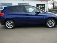 Używany BMW 225 Advantage 224 KM (164 kW) 2018 Niebieski Minivan