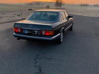 Gebraucht Mercedes E500 242 PS (177 kW) 1990 Andere farben Limousine