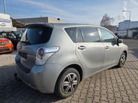 Gebraucht Toyota Verso Travel 126 PS (92 kW) 2012 Van / Kleinbus