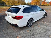 Gebraucht BMW M550 400 PS (294 kW) 2018 Weiß Limousine