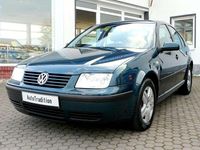 Gebraucht VW Bora Comfortline 105 PS (77 kW) 2004 Oceanicgrün perleffekt Limousine