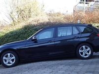 Gebraucht BMW 320 Sport Line 184 PS (135 kW) 2012 Black sapphire Kombi