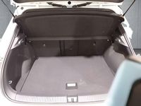 Gebraucht VW T-Roc 150 PS (110 kW) 2025 Weiß SUV