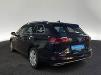 Gebraucht VW Golf VIII Style 150 PS (110 kW) 2022 2t deep black perleffekt Kombi