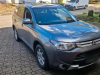 Begagnad Mitsubishi Outlander 150 HK (110 kW) 2014 Grå SUV
