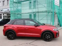 Gebraucht VW T-Roc R-line 150 PS (110 kW) 2025 Kings red metallic schwarz SUV