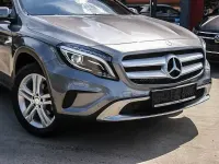 Gebraucht Mercedes GLA200 156 PS (114 kW) 2016 Mountaingraumetallic SUV
