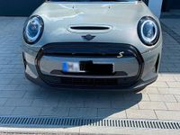 Gebraucht Mini Cooper SE 135 kW (184 PS) 2022 Grau Kleinwagen