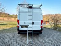 Gebraucht Peugeot Boxer 165 PS (121 kW) 2021 Weiß Van