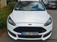 Gebraucht Ford Focus ST 250 PS (183 kW) 2016 Weiß Limousine