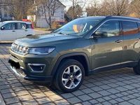 Gebraucht Jeep Compass Limited 170 PS (125 kW) 2017 Grün SUV