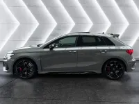 Gebraucht Audi RS3 Sport 400 PS (294 kW) 2025 Grau Limousine