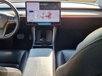 Gebraucht Tesla Model 3 191 kW (261 PS) 2018 Rot Limousine