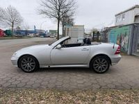 Second-hand Mercedes SLK200 163 CP (119 kW) 2004 Argintiu Cabrio